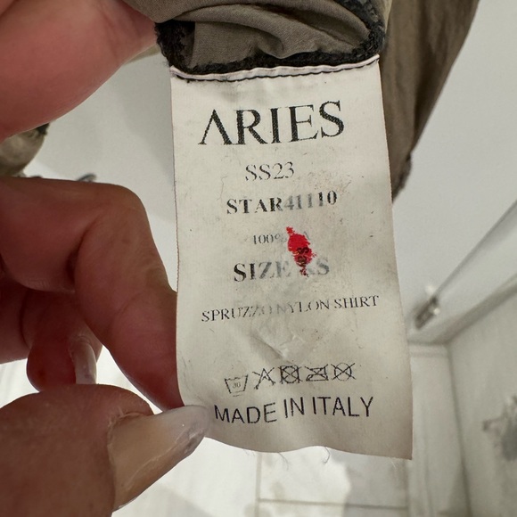 Aries
Spruzzo gradient-effect shirt
Made in Italy - Picture 7 of 9